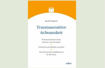 traumasensitive-achtsamkeit-cover-web traumasensitive-achtsamkeit-cover